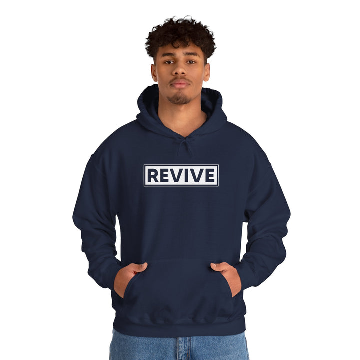 How Men’s Black Hoodies Blend Functionality and Fashion for All-Season Wear