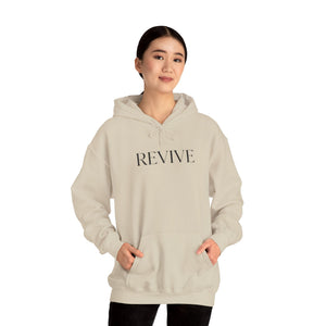 Men's Black Hoodie Styling Tips for Winter and Summer Outfits