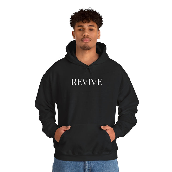 Men's Black Hoodie Style Guide: Easy Outfit Ideas for Every Season